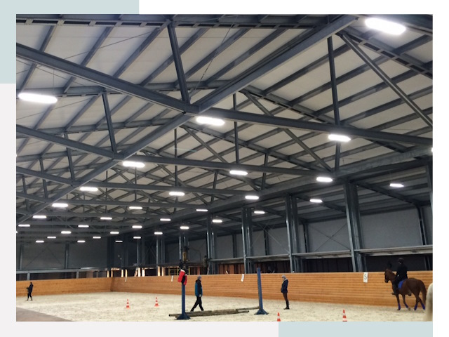 Строительство конных манежей от 614 руб в Верхний Уфалей