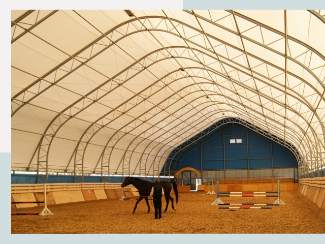 Строительство конных манежей в Верхнем Уфалее