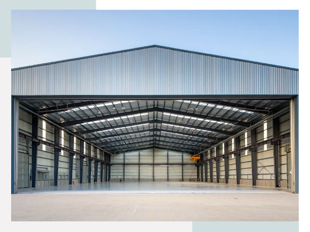 Большие ангары в Верхнем Уфалее